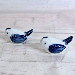 Rothschilds Set 2 Porcelain Blue White Bird Chopstick Rests